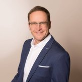 Dr.-Ing. Thorsten Breitfeld Dr.-Ing. Thorsten Breitfeld