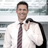 Dr.-Ing. Axel Heinrich Dr.-Ing. Axel Heinrich